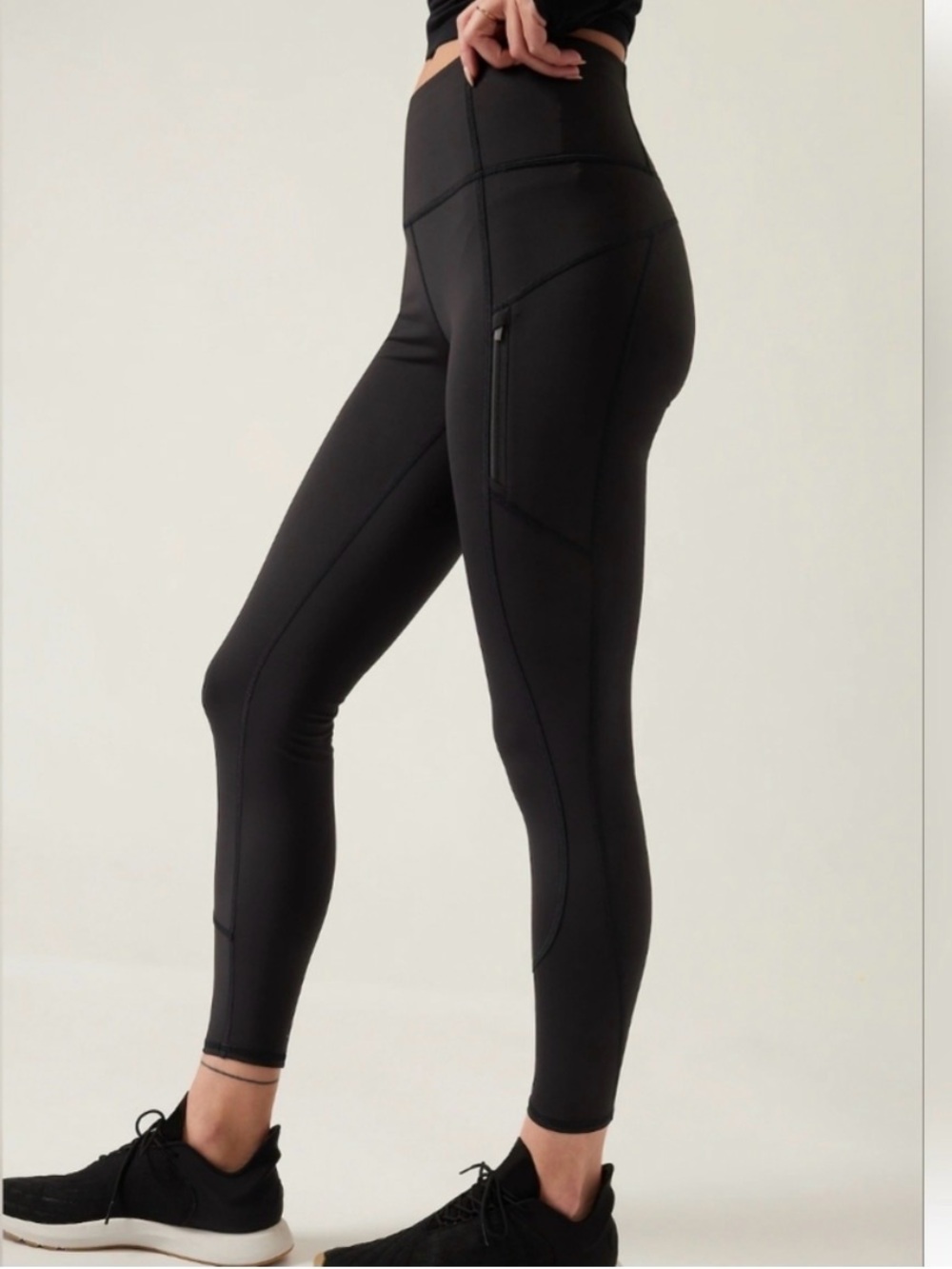Athleta Rainier Tight Medium Black